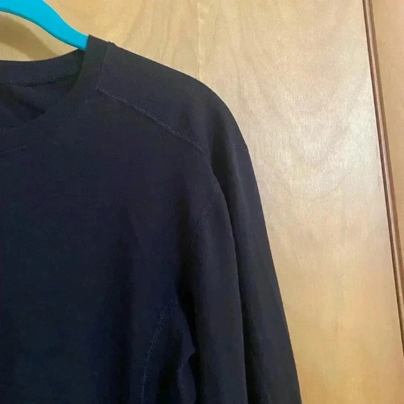 Champion Fitted Long Sleeve Black Size Medium EUC - Picture 7 of 9